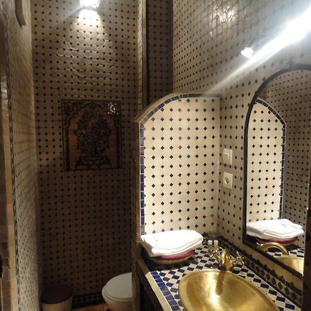 Dar Yanis Hotel Рабат Стая снимка